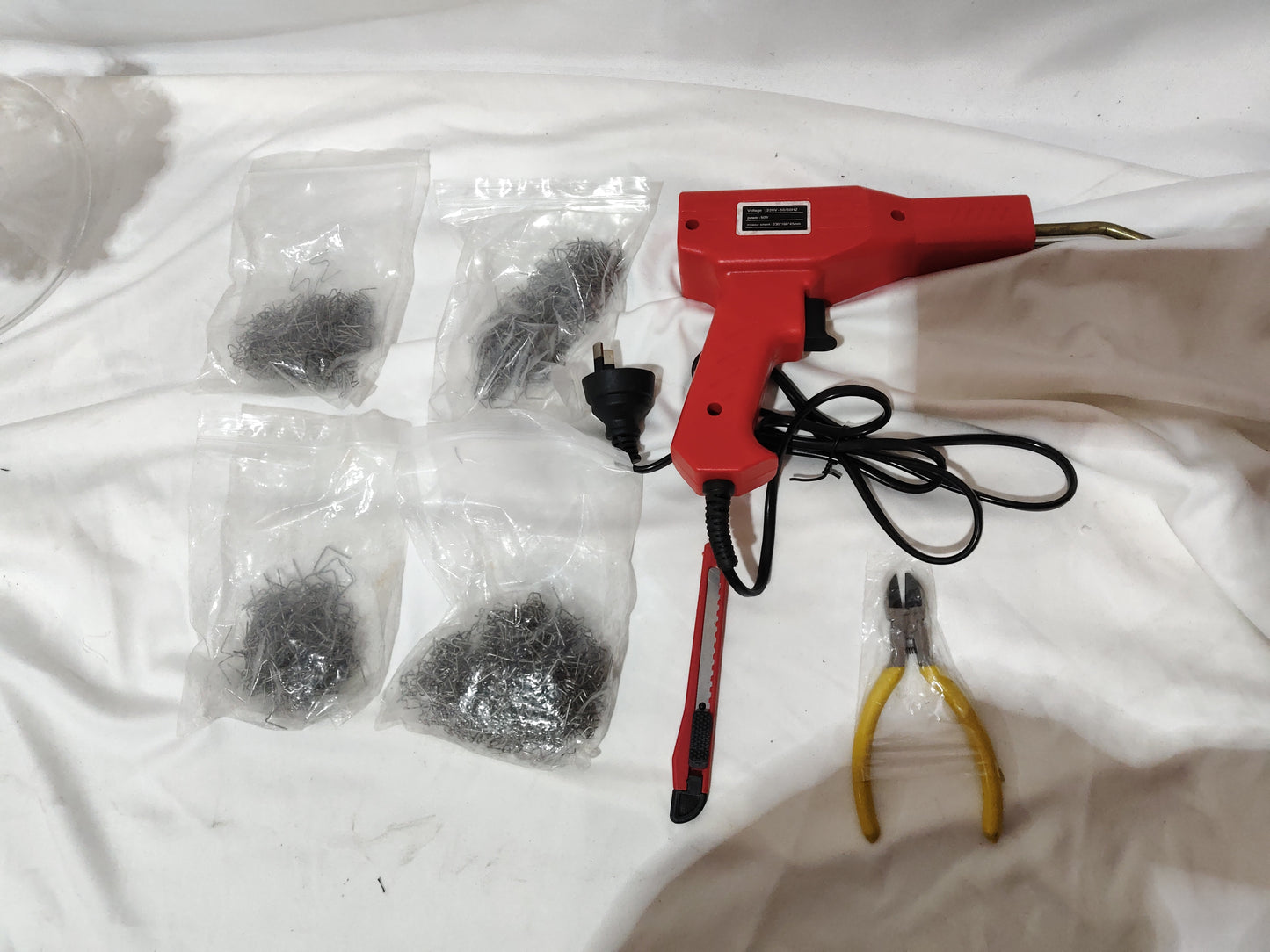 Automobile bumper repair machine